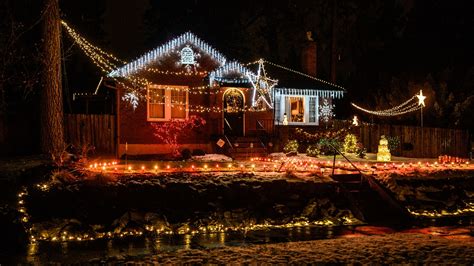 spokane christmas lights barn